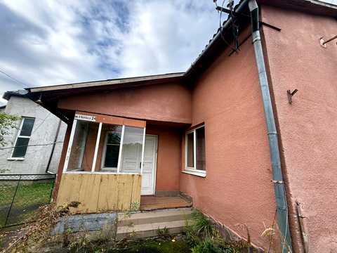 будинок за адресою с. Пасіки-Зубрицькі, Лесі Українки вул., 24
