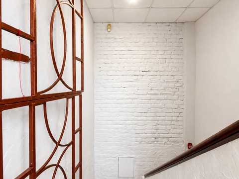 комерційна за адресою Миколи Бажана просп., 14