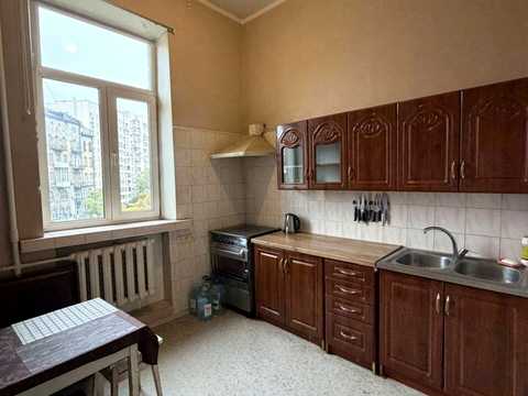 квартира за адресою Богдана Хмельницького вул., 63