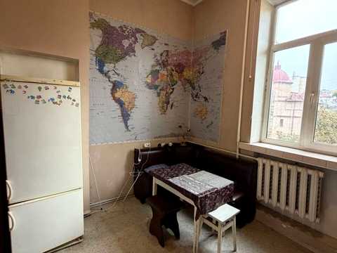 квартира за адресою Богдана Хмельницького вул., 63