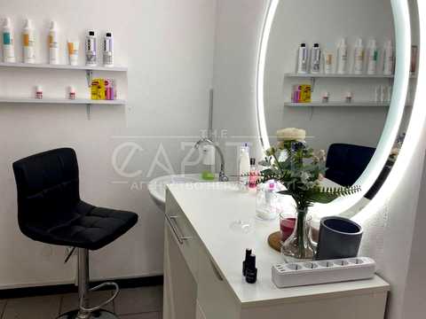 комерційна за адресою Ніжинська вул., 10