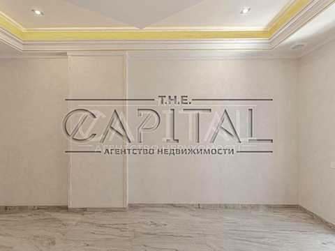 комерційна за адресою Дегтярна вул., 8