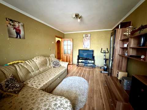 квартира за адресою Космонавтів вул., 108-А