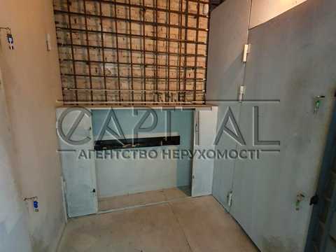 коммерческая по адресу Солом'янська пл., 33