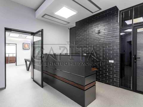 комерційна за адресою Лютеранська вул., 21