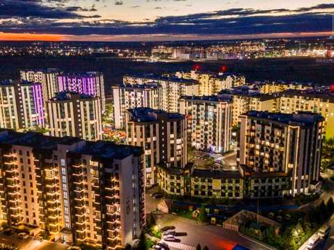 квартира за адресою Героїв Небесної Сотні просп., (Будинок 16/10)