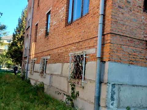 комерційна за адресою Устима Кармалюка вул., 20