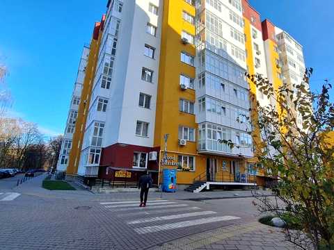 комерційна за адресою Жасминова вул., 11
