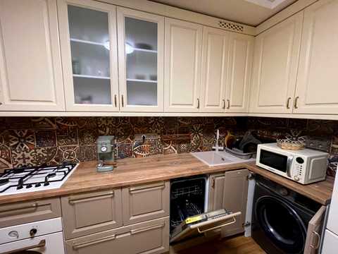 квартира за адресою 6-та Слобідська вул. (Комсомольська), 81-Л