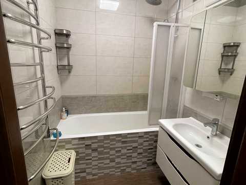 квартира за адресою 6-та Слобідська вул. (Комсомольська), 81-Л