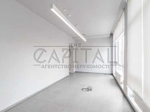 комерційна за адресою Спаська вул., 5