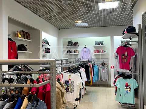 комерційна за адресою Велика Кільцева вул., 4