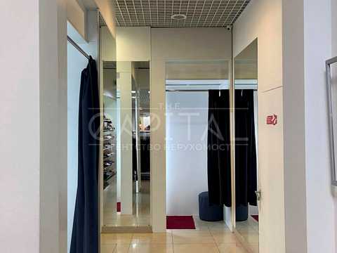 комерційна за адресою Велика Кільцева вул., 4