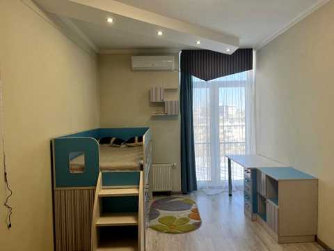 квартира за адресою Регенераторна вул., 4 к7