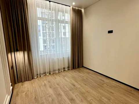 квартира за адресою Краснова вул., 1-В
