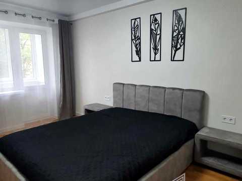квартира за адресою Дарницький бульв., 11