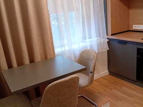 квартира за адресою Дарницький бульв., 11