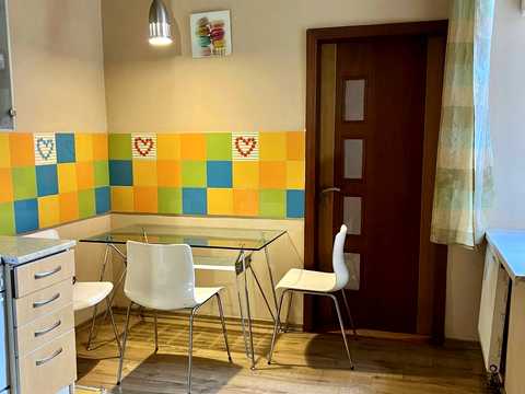 квартира за адресою Водна вул., 4