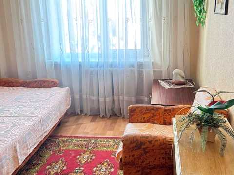 квартира по адресу Ореста Левицкого ул. (Академіка Курчатова), 9/21