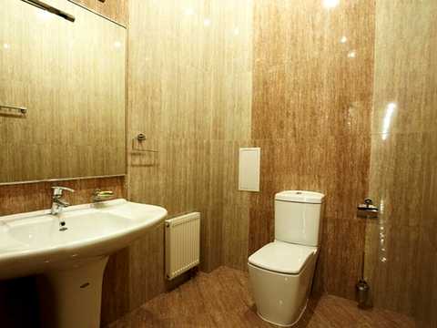 комерційна за адресою Кудрявський узвіз, 4