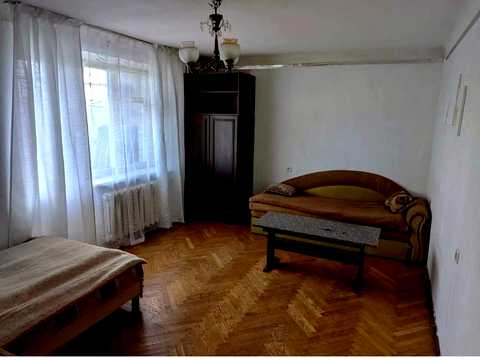 квартира за адресою Генерала Генадія Воробйова вул. (Курська), 12-А