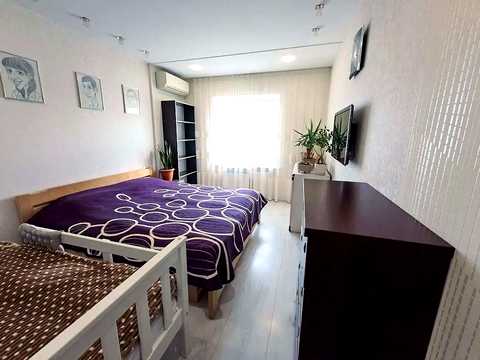 квартира за адресою Соборності вул. (Жовтнева), 61А