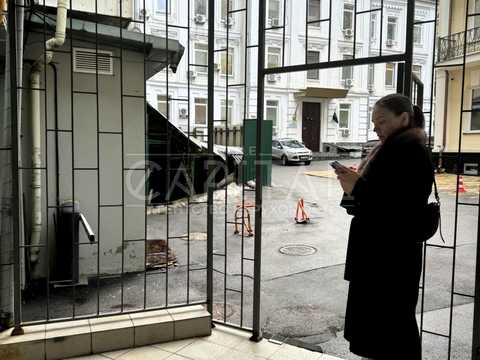 комерційна за адресою Музейний пров., 2