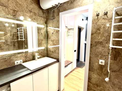 квартира за адресою Набережно-Рибальська дорога вул., 5