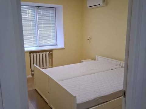 квартира за адресою Анни Ахматової вул., 3