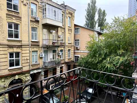 квартира за адресою Басейна вул., 5-Б