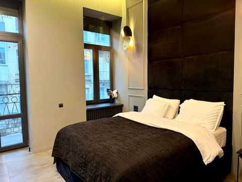 квартира за адресою Басейна вул., 5-Б