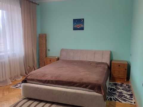 квартира по адресу Сергія Берегового ул. (Мартиросяна), 25