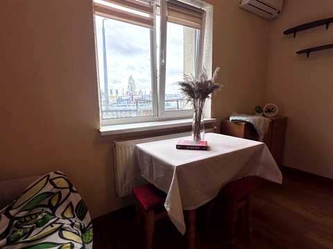 квартира за адресою Вишнева вул., 5