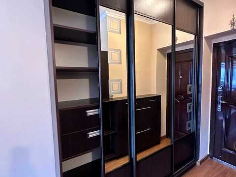 квартира за адресою Вишнева вул., 5