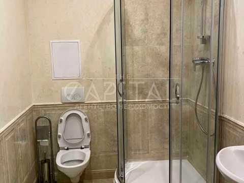 комерційна за адресою Інститутська вул., 18-А