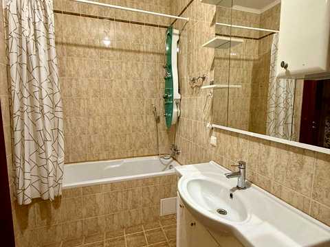 квартира за адресою Одеса, Канатна вул., 130а