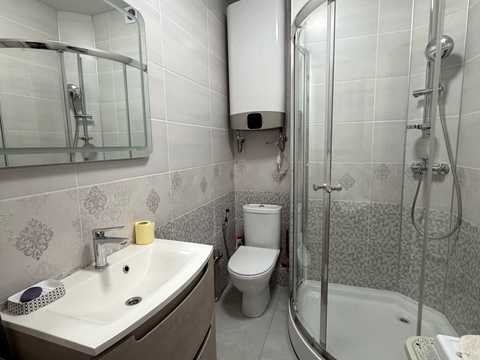 квартира за адресою Гранітна вул., 1