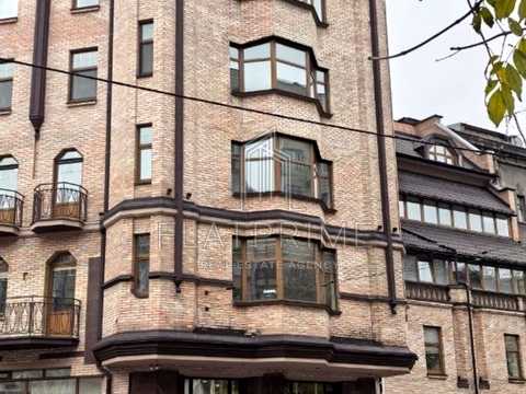 комерційна за адресою Богдана Хмельницького вул., 63а