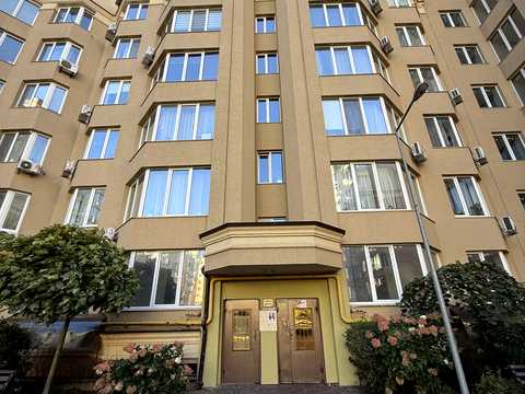 квартира по адресу Андрія Малишка ул. (Льва Толстого), 81