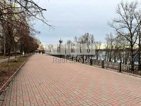 коммерческая по адресу Владимира Ивасюка просп. (Героїв Сталінграду), 14-Б