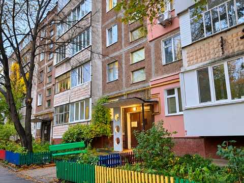 квартира за адресою Дмитра Романченка вул., 2