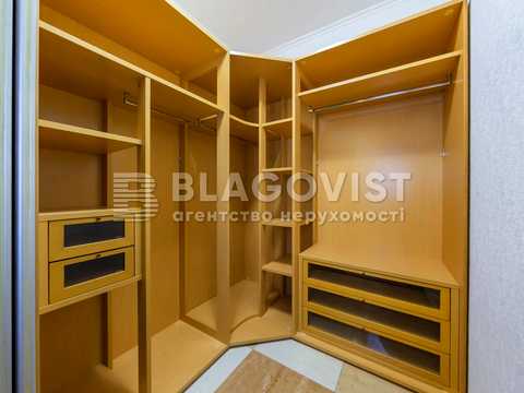 квартира за адресою Предславинська вул., 31/11