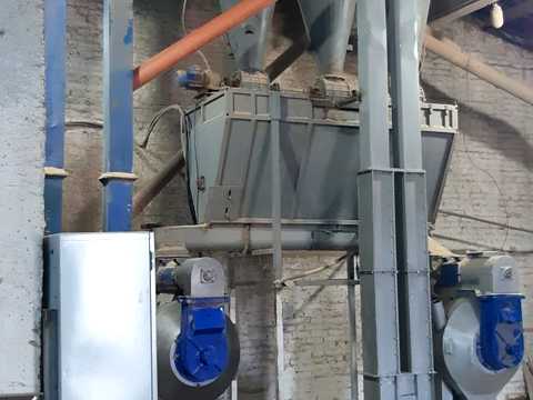 комерційна за адресою Заводська вул., 1