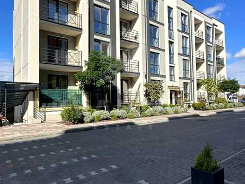 квартира за адресою Українська вул., 12/2