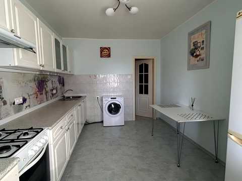 квартира за адресою Драгоманова вул., 17