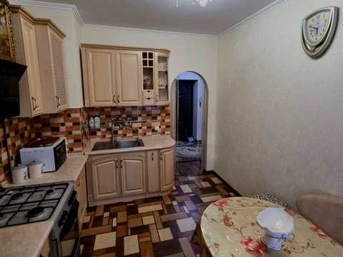 квартира по адресу Червоной Калины просп., 72-А