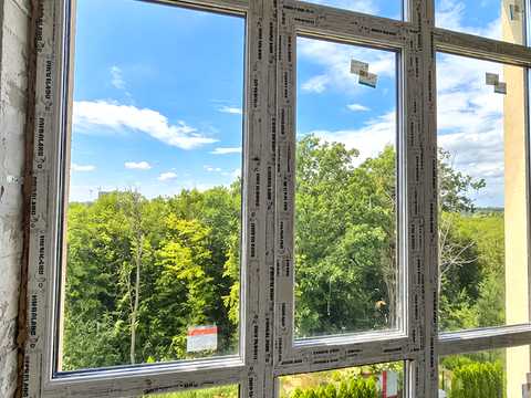 квартира за адресою Метрологічна вул., 52Б