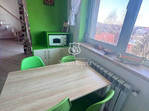 квартира за адресою Тополева вул., 4