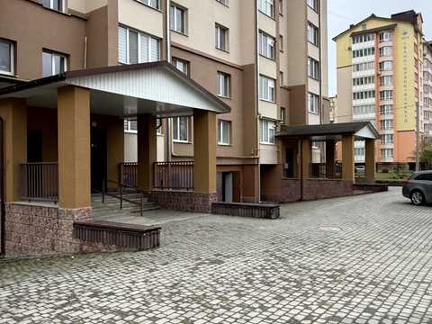 квартира за адресою Романа Вірастюка вул., 7