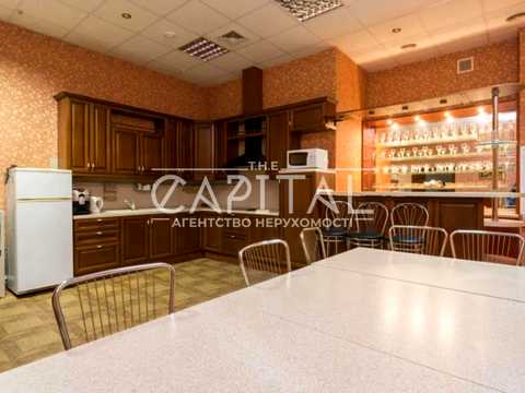 комерційна за адресою Березняківська вул., 29-А